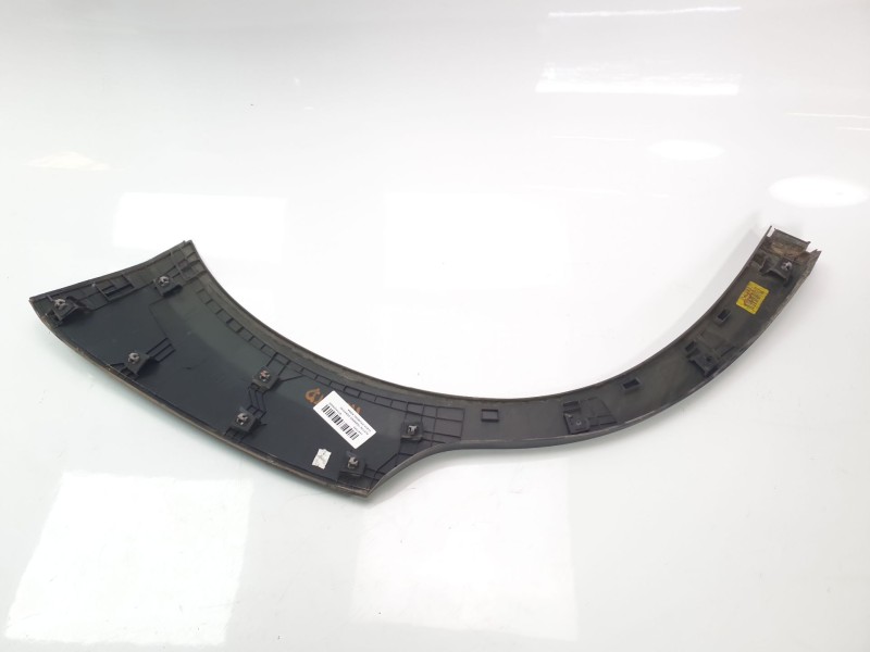 Recambio de aletin trasero derecho para hyundai kona referencia OEM IAM 87742J9000  