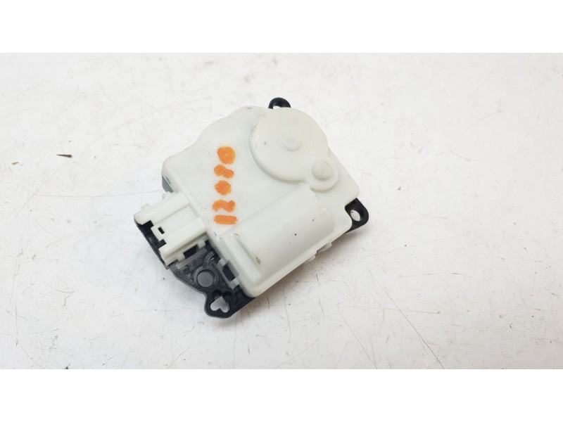 Recambio de motor trampilla calefaccion para ford puma hybrid titanium design referencia OEM IAM AV1119E616HA  
