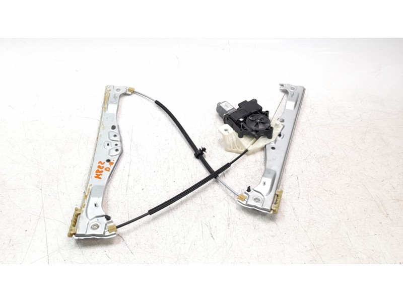 Recambio de elevalunas delantero derecho para citroen c4 cactus shine referencia OEM IAM 9833196080  