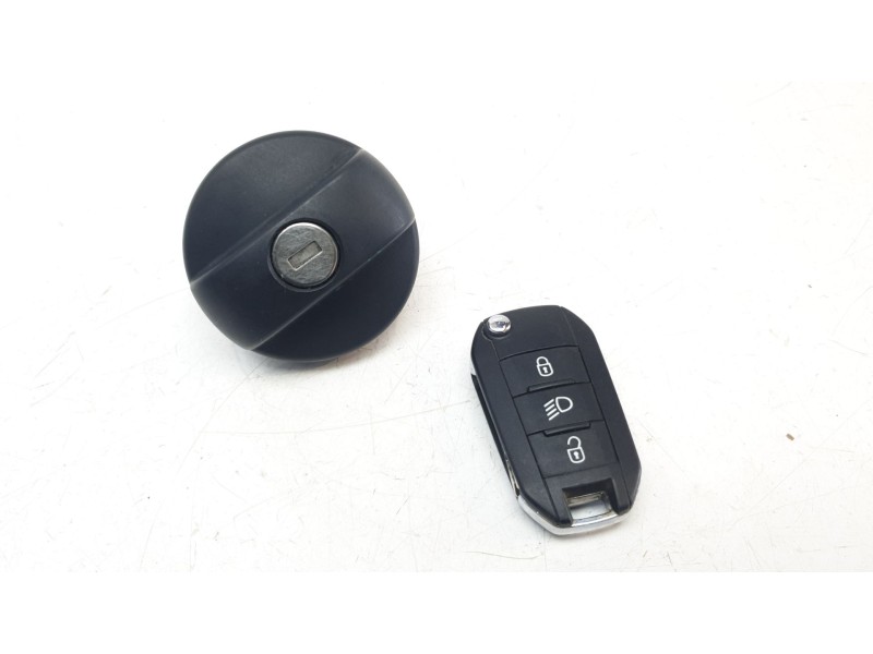 Recambio de tapon combustible para citroën c3 1.2 12v e-thp referencia OEM IAM 1508G0  