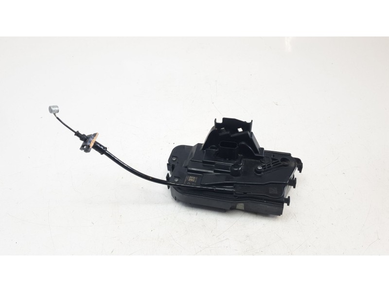 Recambio de cerradura puerta trasera derecha para ford puma hybrid titanium design referencia OEM IAM H1BAA26412CE  