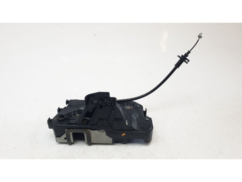 Recambio de cerradura puerta trasera derecha para ford puma hybrid titanium design referencia OEM IAM H1BAA26412CE  