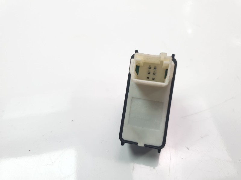 Recambio de mando elevalunas trasero derecho para citroën c4 berlina e-feel referencia OEM IAM 98044803ZD  