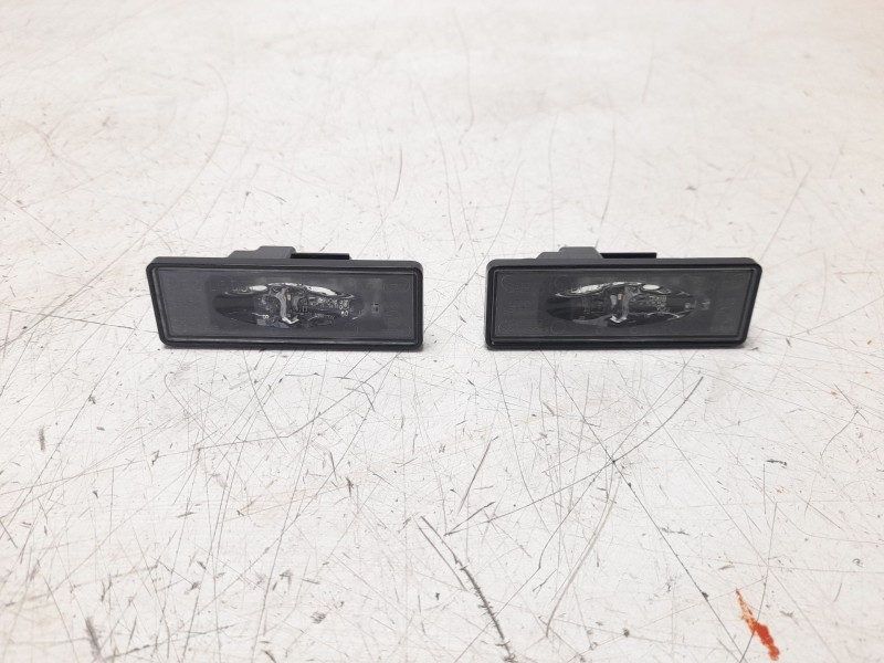 Recambio de piloto matricula para dacia sandero iii stepway extreme referencia OEM IAM 265101139R  