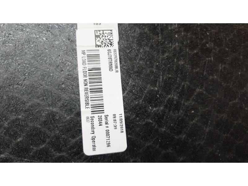 Recambio de alfombra maletero para jeep compass ii 1.6 m-jet cat referencia OEM IAM   