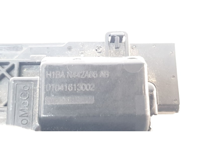 Recambio de cerradura maletero / porton para ford puma hybrid titanium design referencia OEM IAM H1BAN442A66AB  