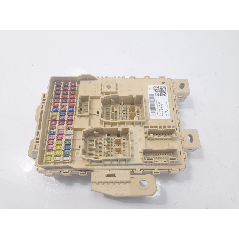Recambio de caja reles / fusibles para kia sportage referencia OEM IAM 91950R2220  