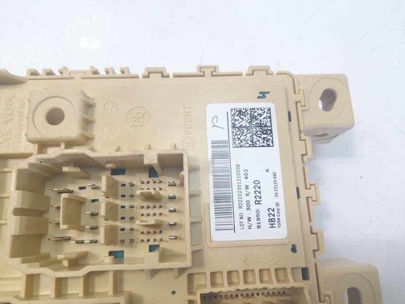 Recambio de caja reles / fusibles para kia sportage referencia OEM IAM 91950R2220  
