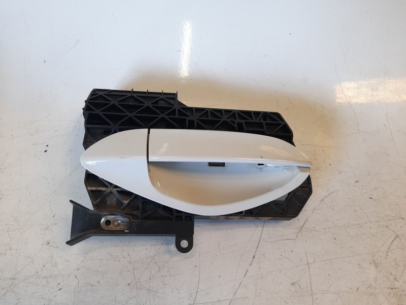 Recambio de maneta exterior delantera derecha para bmw z4 roadster (e89) sdrive 23i referencia OEM IAM 14077110  