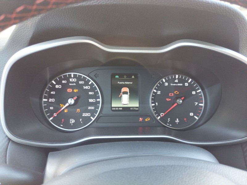 mg mg zs suv del año 2024