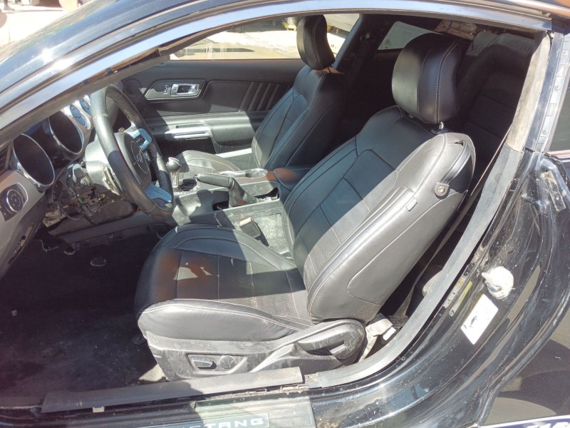 ford mustang del año 2014