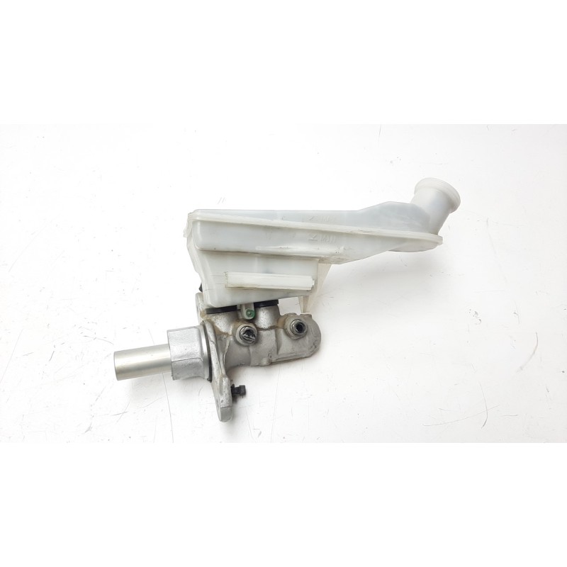Recambio de bomba freno para mercedes-benz clase a (w176) 2.1 cdi cat referencia OEM IAM A2464300301  