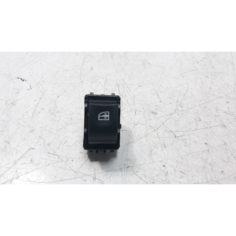Recambio de mando elevalunas delantero derecho para renault megane iv berlina 5p 1.5 dci diesel fap energy referencia OEM IAM 25