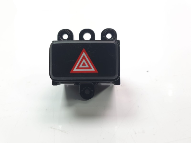 Recambio de warning para hyundai kona referencia OEM IAM 93790J9AA0  