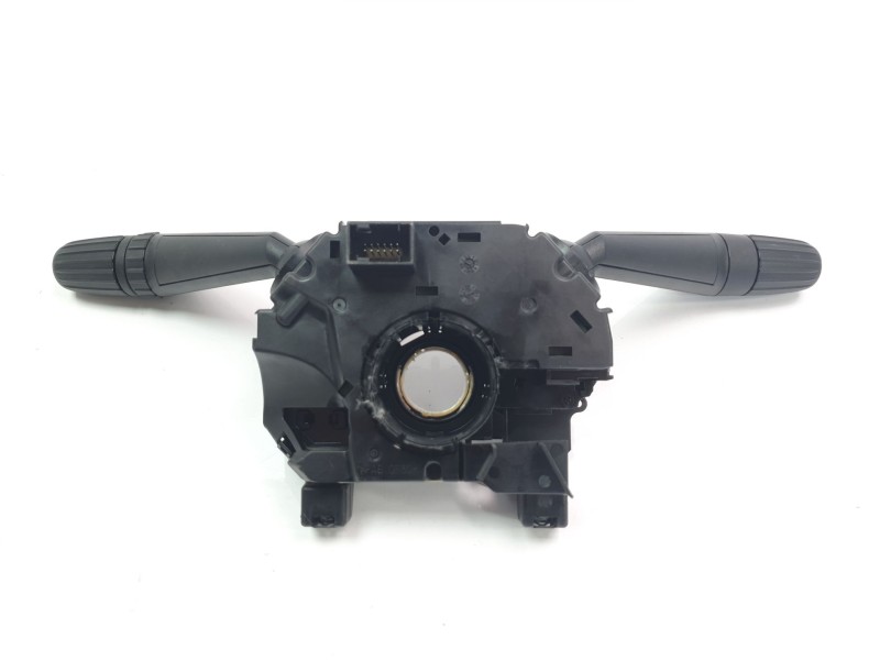 Recambio de mando multifuncion para jeep compass ii longitude 4x2 referencia OEM IAM 6UE06LXHAA  