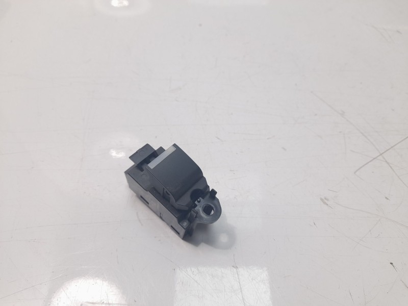 Recambio de mando elevalunas delantero derecho para land rover discovery sport (l550) 2.0 d 4x4 referencia OEM IAM LR059773  