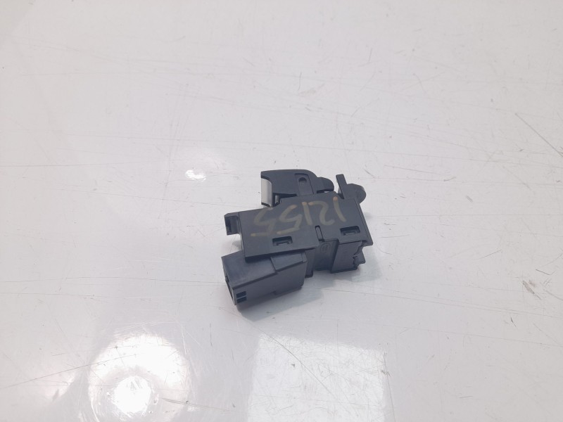 Recambio de mando elevalunas delantero derecho para land rover discovery sport (l550) 2.0 d 4x4 referencia OEM IAM LR059773  