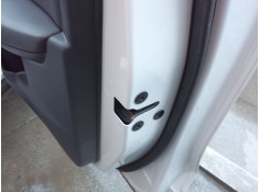 Recambio de cerradura puerta delantera derecha para mg mg zs suv 1.5 vti referencia OEM IAM 10645781  