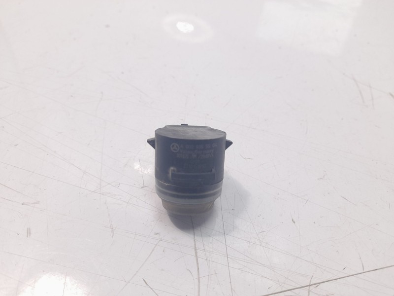 Recambio de sensor aparcamiento delantero para mercedes-benz clase c (w205) familiar 2.1 cdi cat referencia OEM IAM A0009055504 