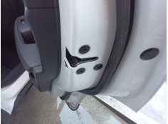 Recambio de cerradura puerta trasera derecha para mg zs suv (azs1) 1.5 vti referencia OEM IAM 10845783   2