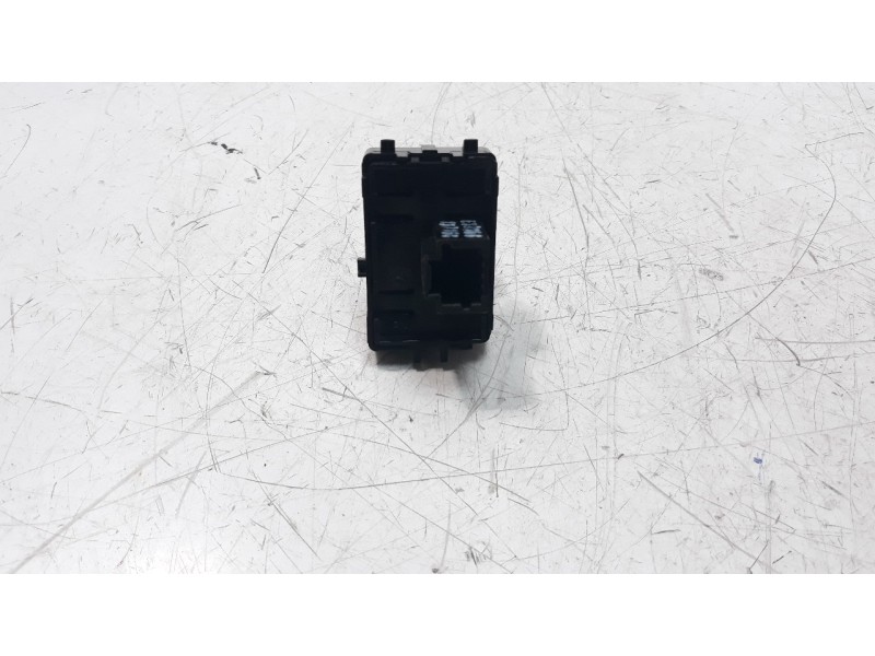 Recambio de mando elevalunas delantero derecho para renault megane iv berlina 5p 1.5 dci diesel fap energy referencia OEM IAM 25