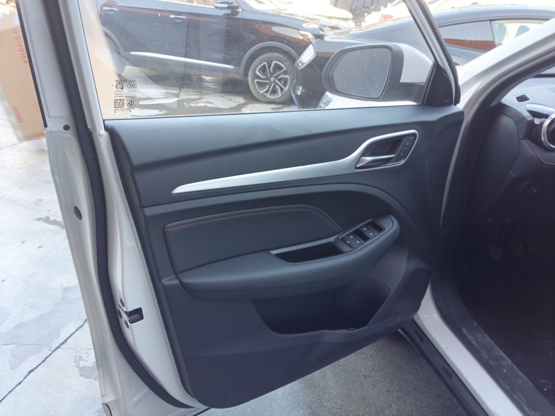 Recambio de elevalunas delantero izquierdo para mg mg zs suv 1.5 vti referencia OEM IAM 20231206  