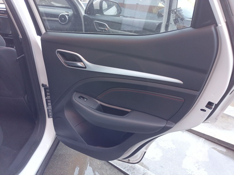 Recambio de elevalunas trasero derecho para mg mg zs suv 1.5 vti referencia OEM IAM 10233938  