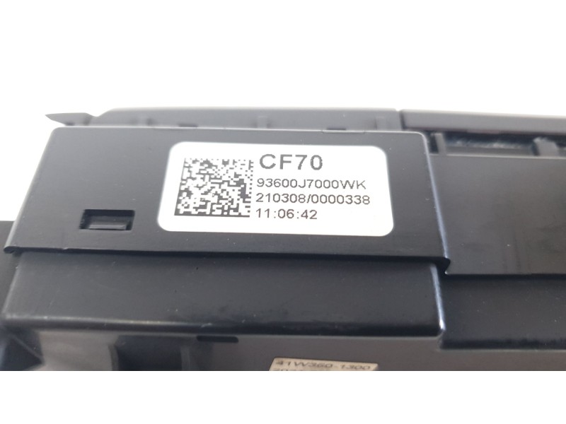 Recambio de warning para kia xceed drive referencia OEM IAM 93600J7000  
