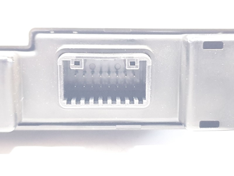 Recambio de warning para kia xceed drive referencia OEM IAM 93600J7000  