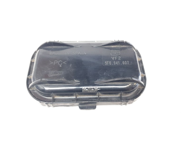 Recambio de moldura para seat leon st (5f8) 1.5 tgi referencia OEM IAM 5F0941607  