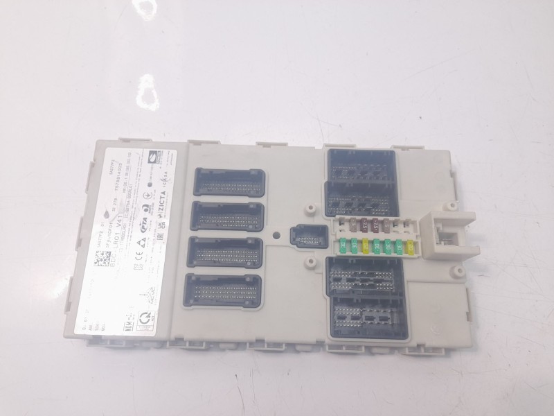 Recambio de caja reles / fusibles para mini cooper se cooper se electrico referencia OEM IAM 61355A577F2  