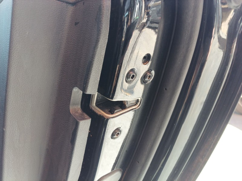 Recambio de cerradura puerta delantera derecha para ford mustang gt referencia OEM IAM   