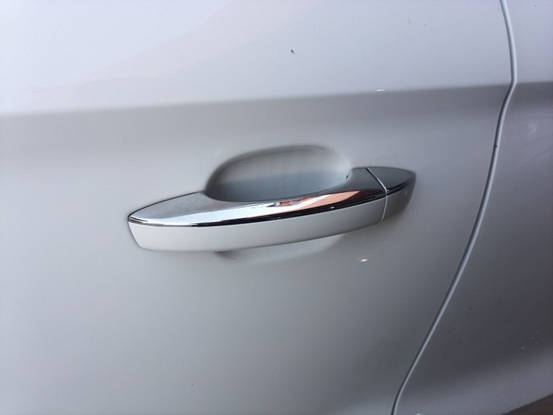 Recambio de maneta exterior delantera izquierda para mg mg zs suv 1.5 vti referencia OEM IAM 11127280  