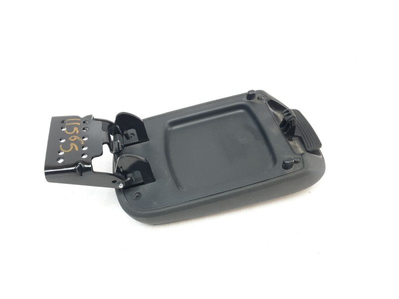 Recambio de apoyabrazos central para hyundai kona 1.0 tgdi cat referencia OEM IAM 84660J9000TRY  