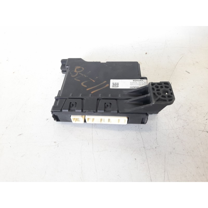 Recambio de centralita aire acondicionado para toyota auris touring sports (e18) hybrid active business plus referencia OEM IAM 