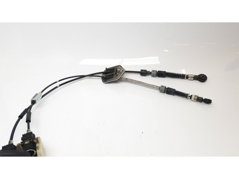 Recambio de palanca cambio para kia xceed drive referencia OEM IAM 43700J7120  