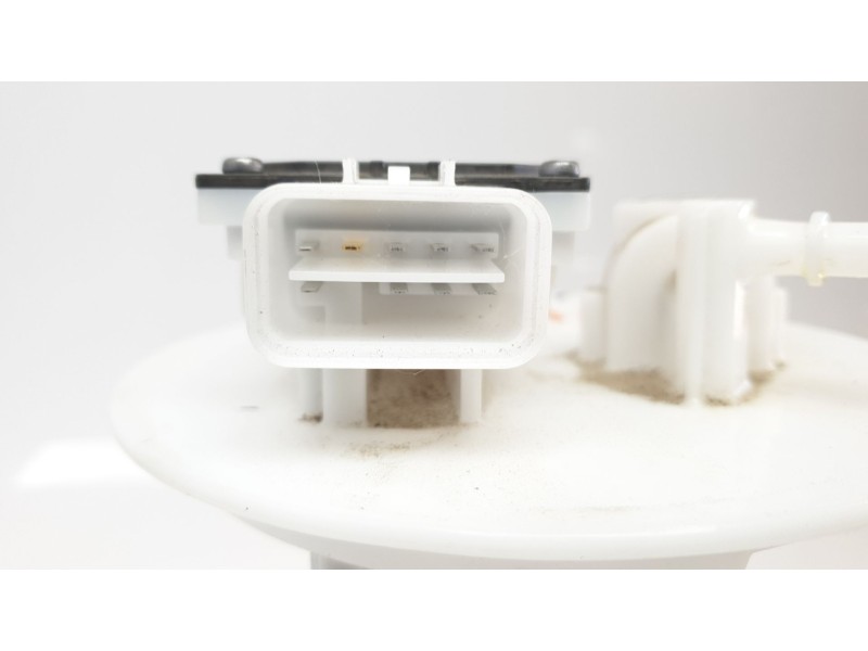 Recambio de bomba combustible para hyundai kona 1.0 tgdi cat referencia OEM IAM 31110J9200  