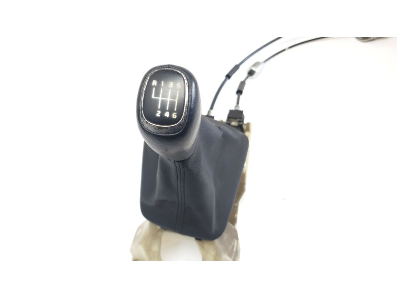 Recambio de palanca cambio para kia xceed drive referencia OEM IAM 43700J7120  