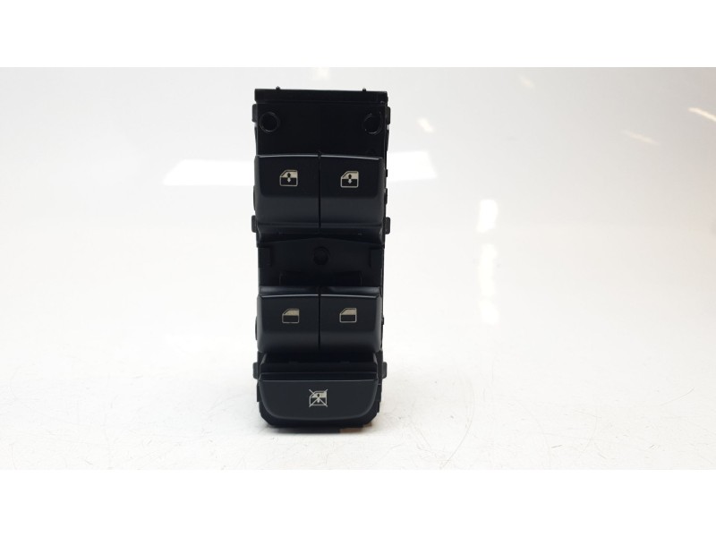 Recambio de mando elevalunas delantero izquierdo para kia xceed drive referencia OEM IAM 93570J7120  