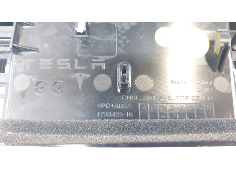 Recambio de aireador central para tesla model 3 (5yj3) ev awd referencia OEM IAM 173342310  