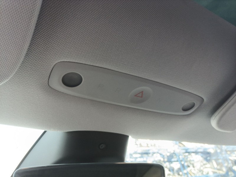 Recambio de luz interior para tesla model 3 (5yj3) ev awd referencia OEM IAM 173929300E  