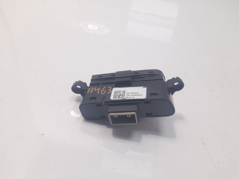 Recambio de interruptor para kia sportage referencia OEM IAM 93310R2020  