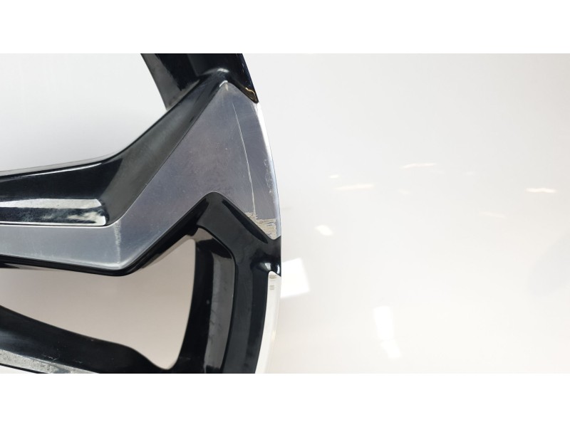 Recambio de llanta para toyota yaris cross (mxp_) 1.5 hybrid (mxpj10) referencia OEM IAM 426110DK70  