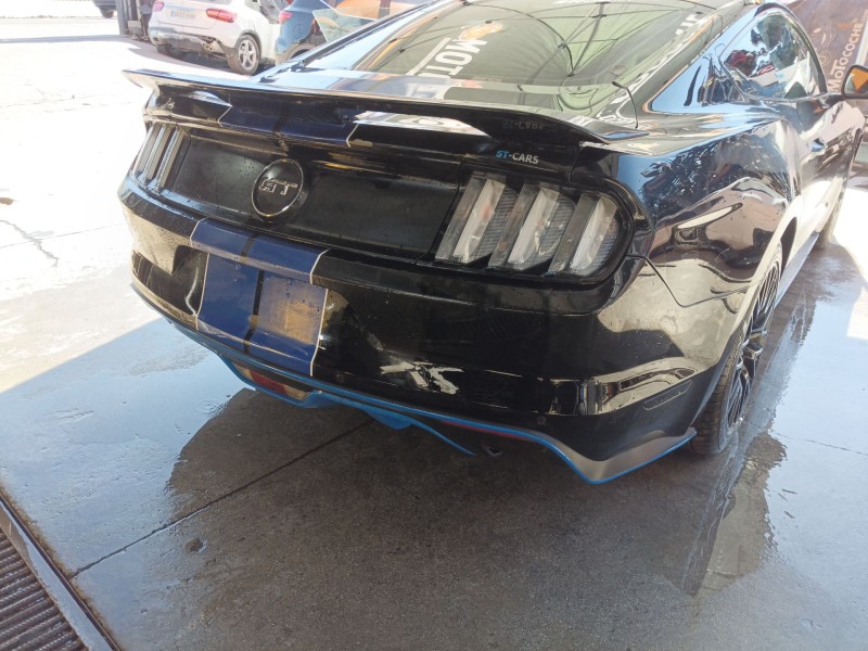 Recambio de paragolpes trasero para ford mustang gt referencia OEM IAM   