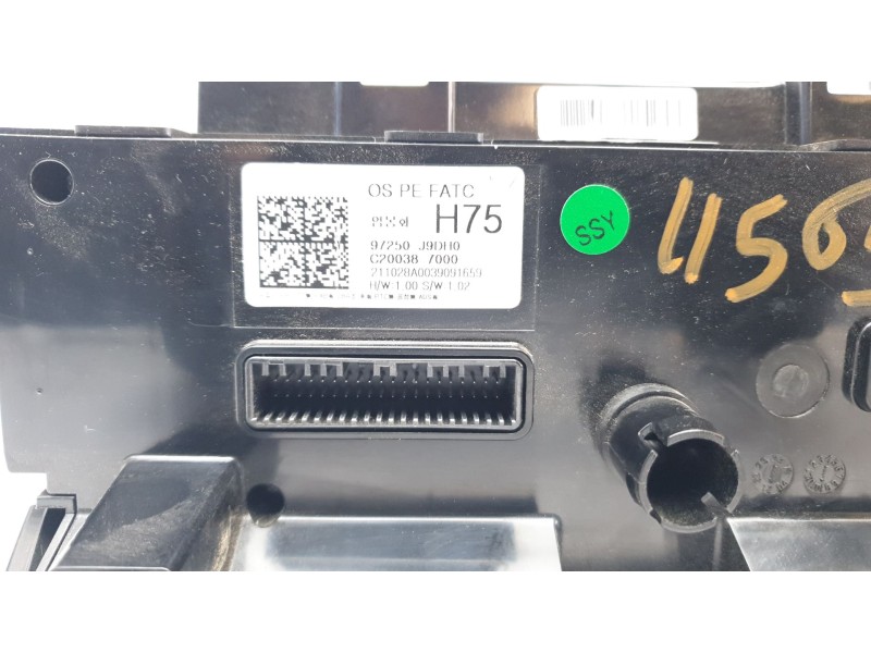 Recambio de mando climatizador para hyundai kona 1.0 tgdi cat referencia OEM IAM 97250J9DH0  
