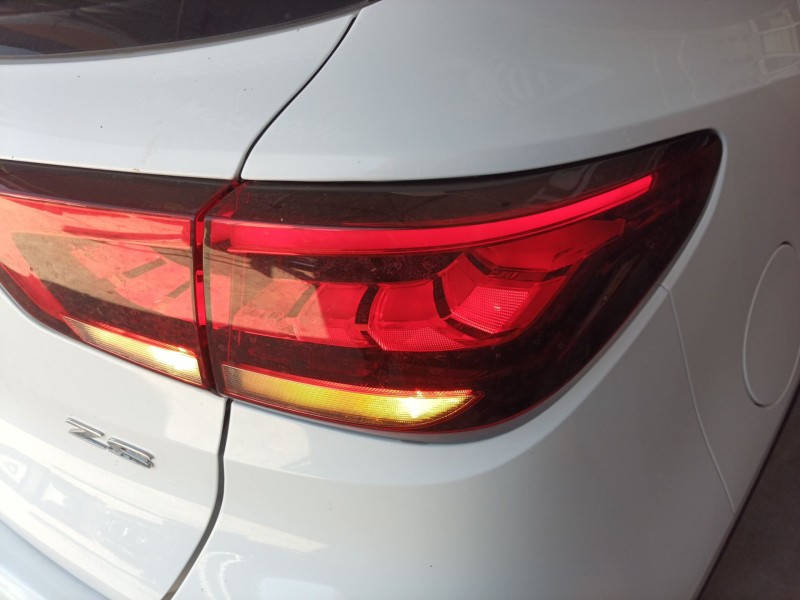 Recambio de piloto trasero derecho para mg mg zs suv 1.5 vti referencia OEM IAM   