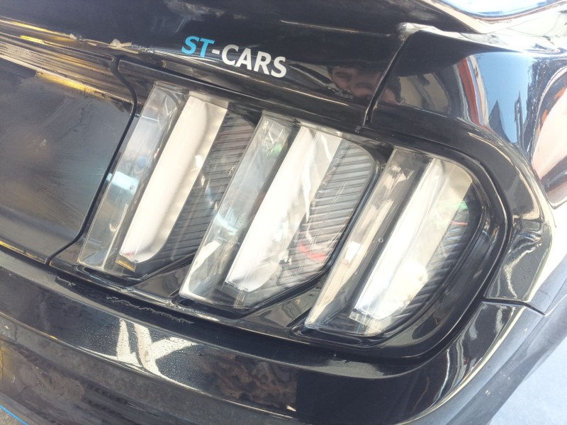 Recambio de piloto trasero derecho para ford mustang gt referencia OEM IAM   