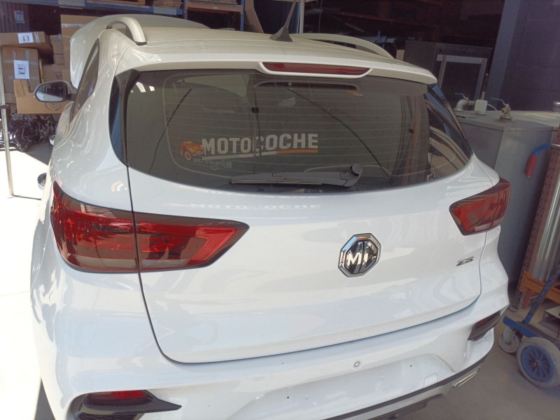 Recambio de porton trasero para mg mg zs suv 1.5 vti referencia OEM IAM   