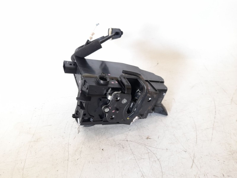 Recambio de cerradura puerta delantera derecha para peugeot 308 sw gt line referencia OEM IAM 9810309380  