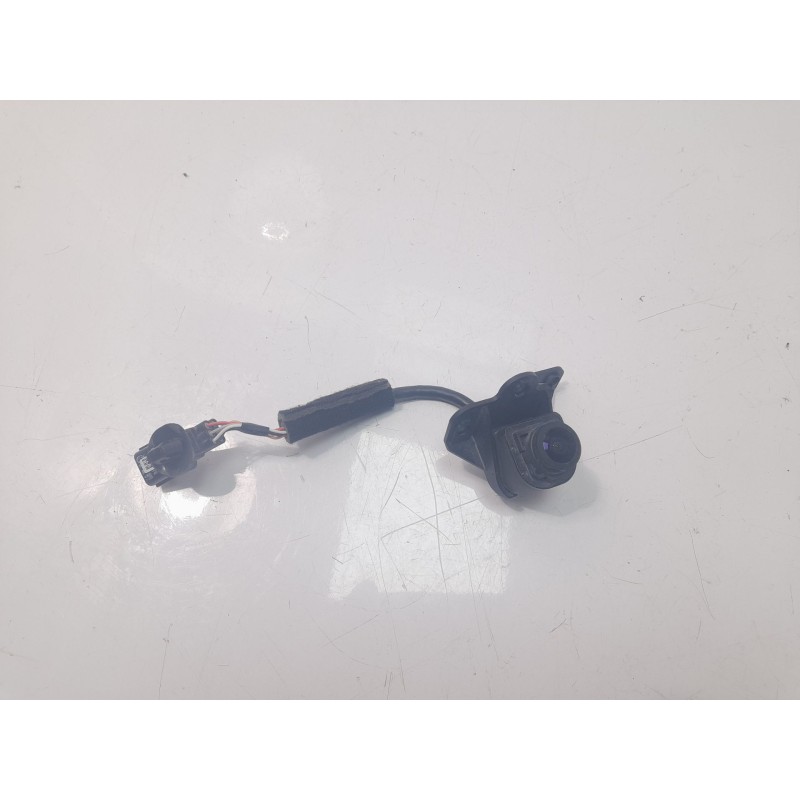 Recambio de camara vision trasera para kia sportage referencia OEM IAM 99240R2200  